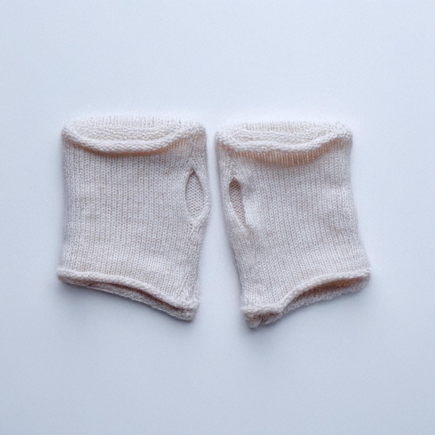 100% Italian merino fingerless mittens made with  merino mittens cashmere natural wool thermal wool warming winter women men children unisex
